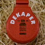 DEKAPER - Červená